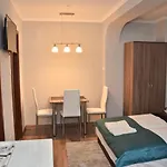Guest house Media Apartmanhaz Hajduszoboszlo