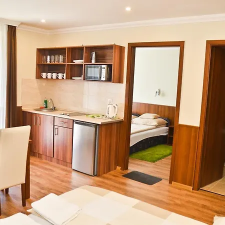 Media Apartmanhaz Gasthuis 3*