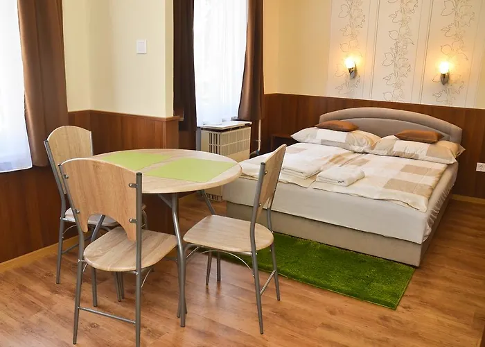 招待所 Media Apartmanhaz 3*