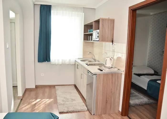 招待所 Media Apartmanhaz