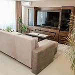 Média 3*
