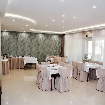 Media Panzio Es Apartmanhaz