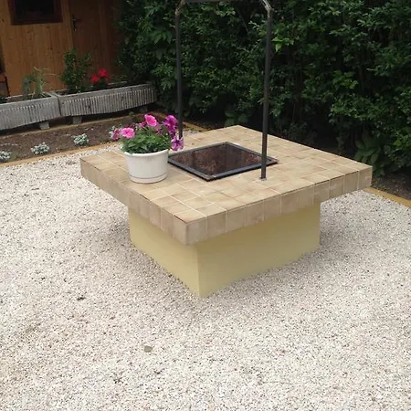 Penzion Media Apartmanhaz 3*